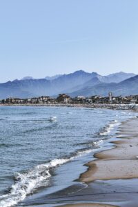 Versilia coast and apuan alps